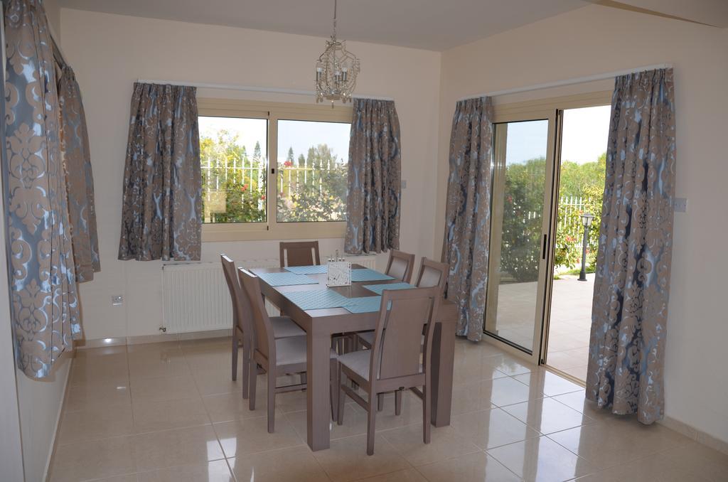 Anthorina Villa 3 โปรทาราส ภายนอก รูปภาพ